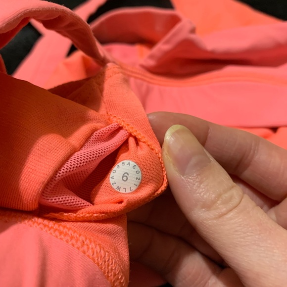 lululemon 2017 SeaWheeze run: stuff your bra - Picture 3 of 3